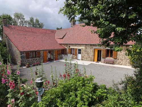 Saint-Bomer-les-Forges House | Maison de campagne spacieuse avec grand jardin, animaux acceptés - FR-1-497-99