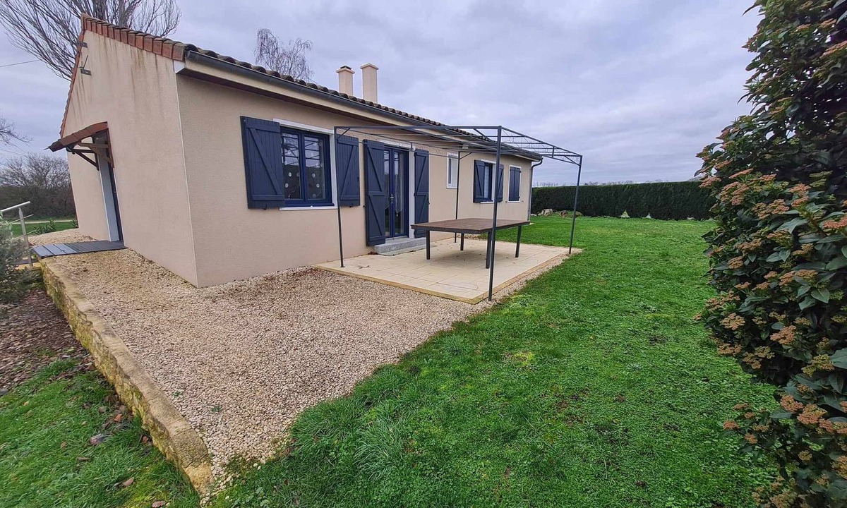 Jemelle House | Maison de Campagne