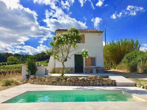 Quarante Villa | Maison de caractère au Cœur des Vignes, Piscine privée