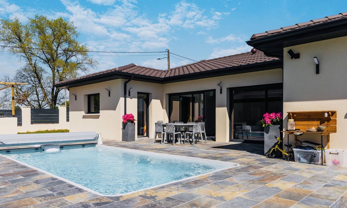 Tignieu-Jameyzieu House | Maison de Charme