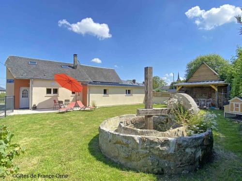 La Ferte-en-Ouche House | Maison de charme à Monnai, animaux acceptés, jardin et terrasse - FR-1-497-214