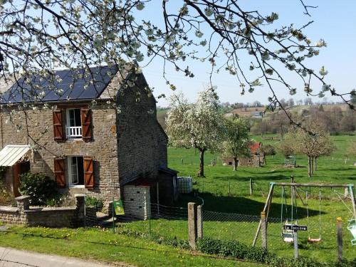 Tinchebray-Bocage House | Maison de charme, animaux admis - jusqu'à 6 pers. - FR-1-497-141