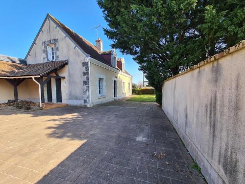 Faverolles House | Maison de Charme avec Piscine Chauffée et Tennis à Proximité du Zoo de Beauval - FR-1-591-26