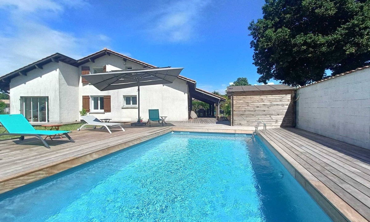 Biganos House | Maison de Charme Avec Piscine-biganos