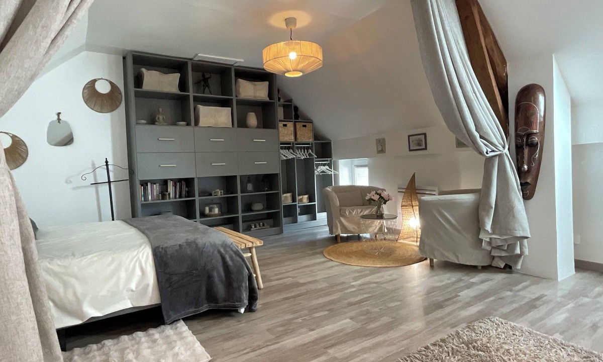 Abondant House | Maison de charme entre campagne et forêt.