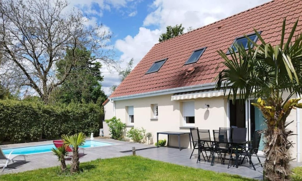 Bully-les-Mines House | Maison de Famille au Calme Avec Piscine Marion et Guillaume
