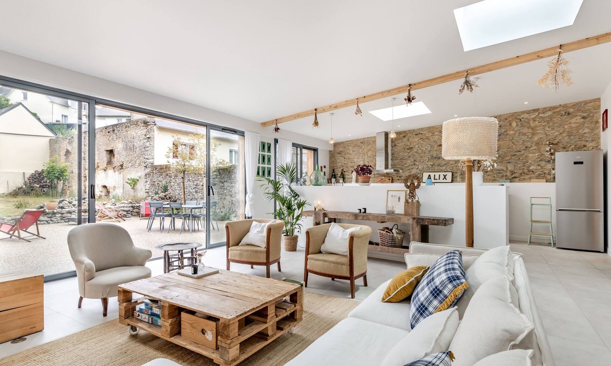 Laval House | Maison de famille chaleureuse