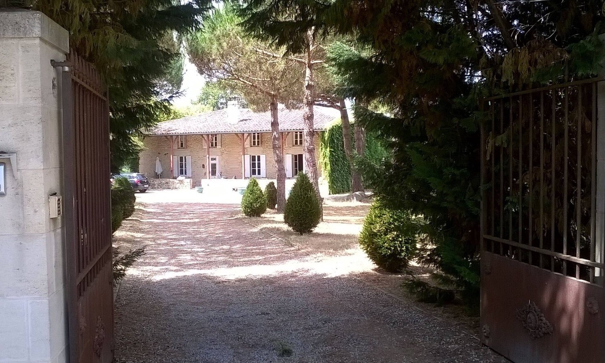 Aillas House | Maison de Famille