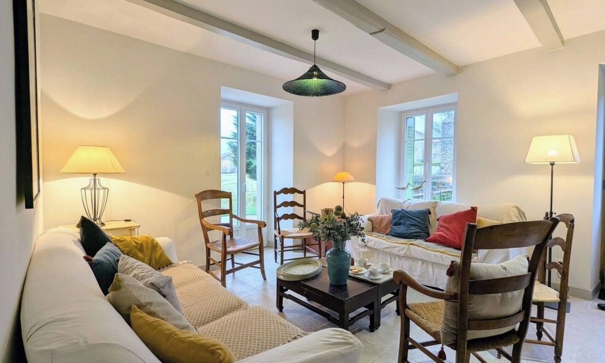 Siaugues-Sainte-Marie House | Maison de famille dans la nature