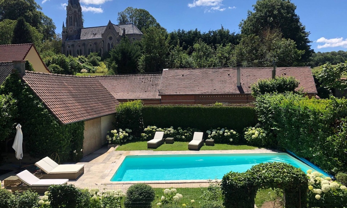 Vauchelles-les-Domart House | Maison de Campagne Avec Piscine Chauffée