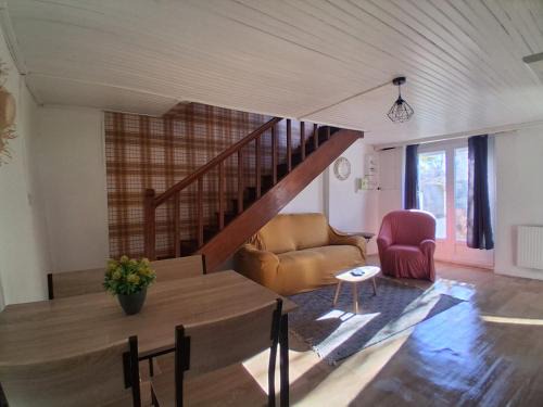 Beaune-les-Mines Apartment | Maison de l'harmonie à Limoges