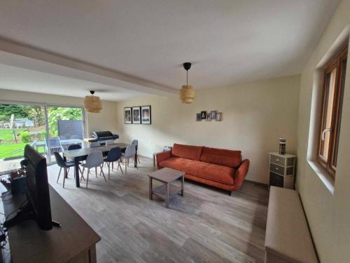 Nan-sous-Thil House | Maison de la Butte de Thil