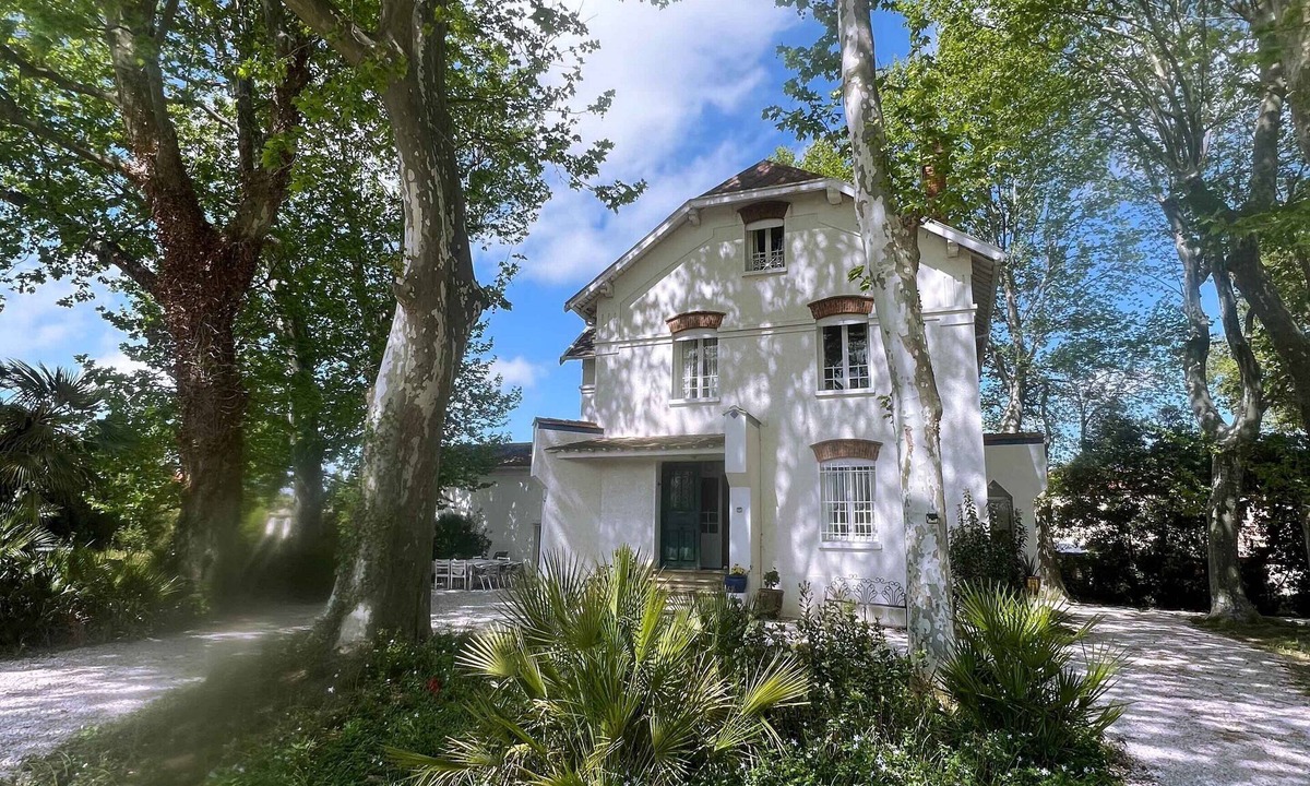 Espira de l'Agly House | Maison de Maître Bornée de Platanes