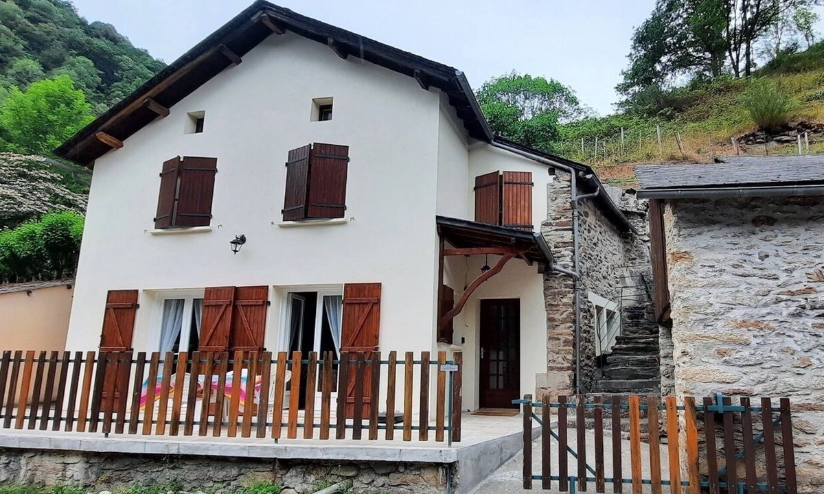 Ustou House | Maison de Marie Gîte Ariègeois