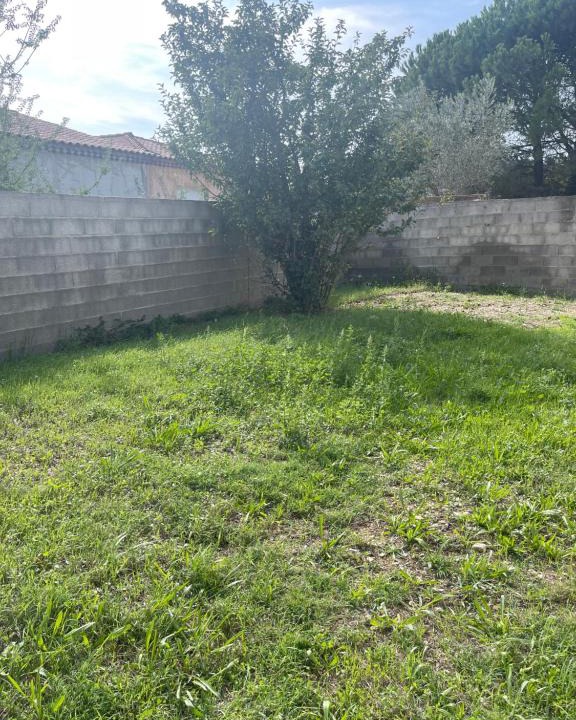 Montfavet Apartment | Maison de max