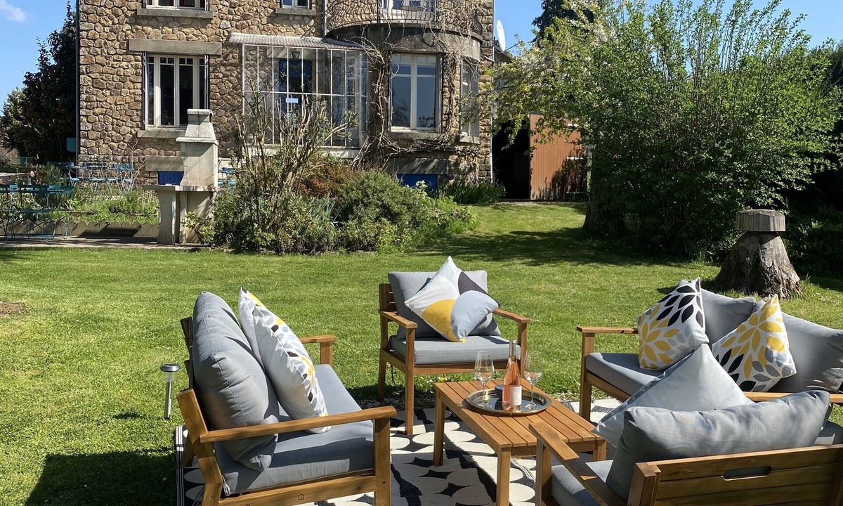 Montgibaud Bed & Breakfast | Maison De Montgibaud