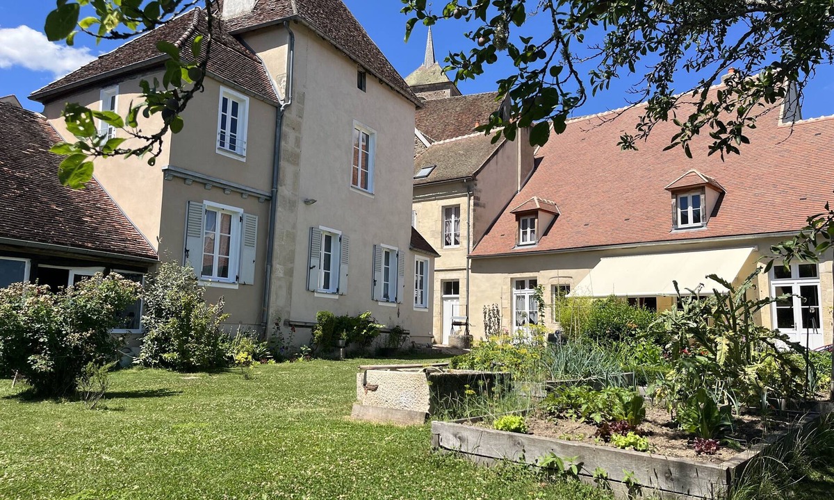 Avallon House | Maison de Noble Nicolas - Jules