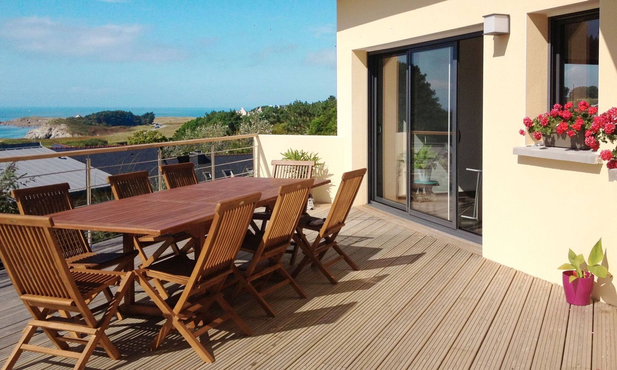 Plouarzel House | Maison de Plain Pied - Vue Mer by Interhome