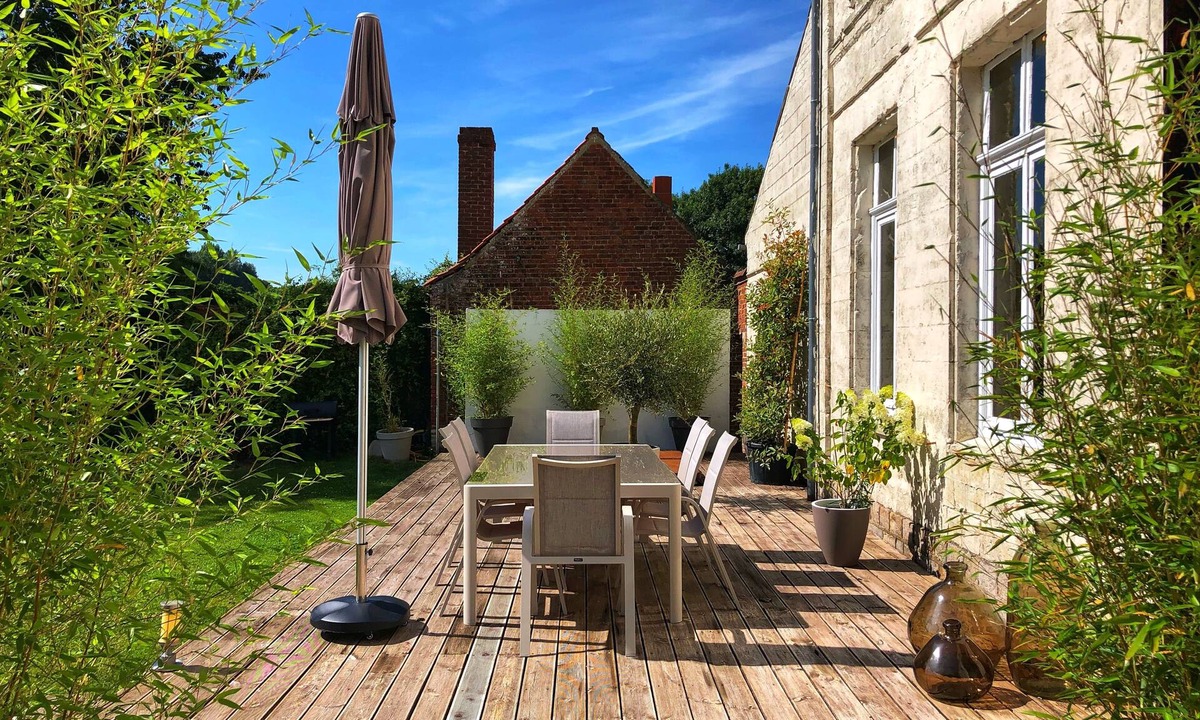 Heuchin House | Maison de Plumes