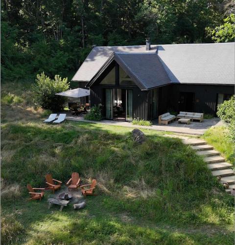 Le Vaudoue House | Maison de Reve avec Sauna en Pleine Foret