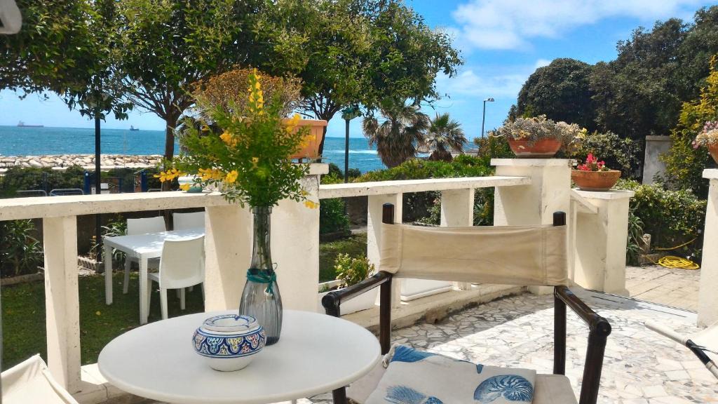 Civitavecchia Bed & Breakfast | Maison De Revel