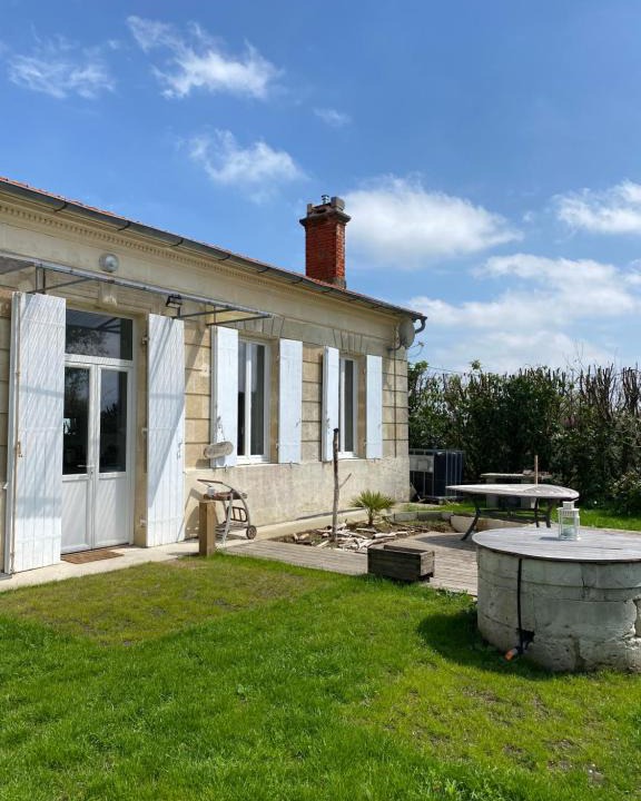 Gaillan-en-Medoc House | Maison de vacances en pierre