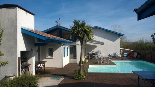 Bidart House | Maison de Vacances, Piscine et Spa