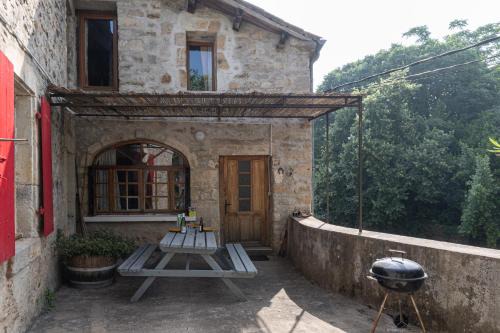 Laurac-en-Vivarais House | Maison de village - l'Externat