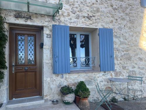 Gourdon House | Maison de village avec vue