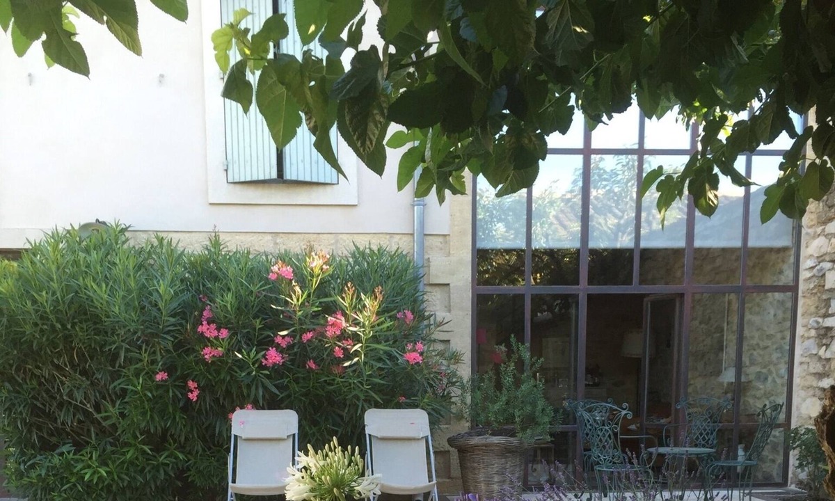 Pujaut House | Maison de Village de Charme Proche D'avignon