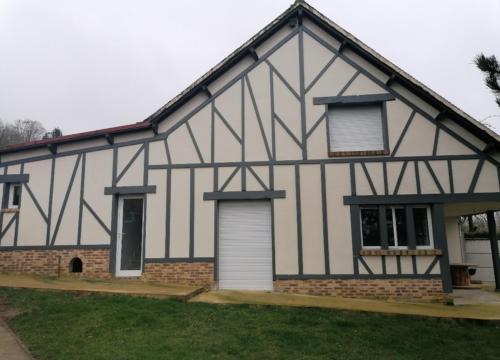 Thelloise House | Maison de village