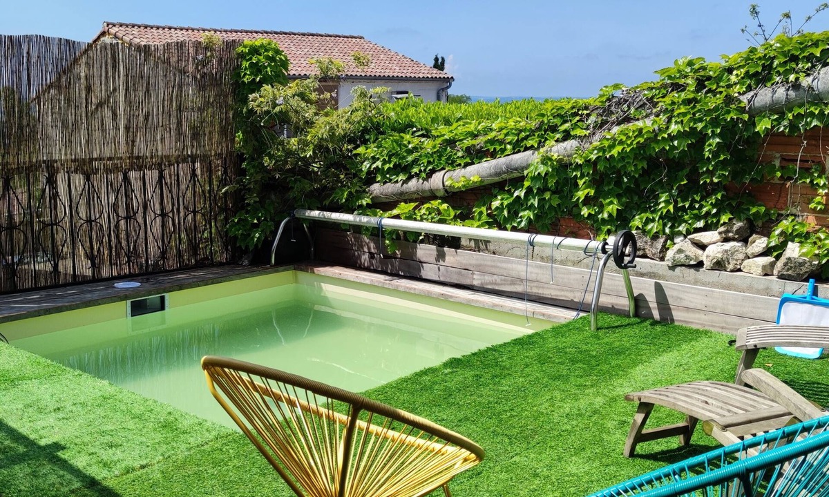 Laplume House | Maison de Village