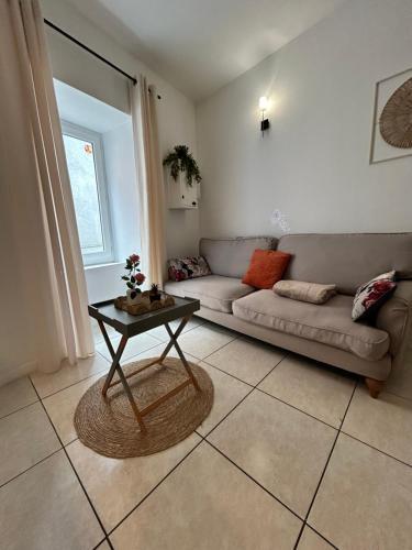 Pieusse Apartment | Maison de village Pieusse
