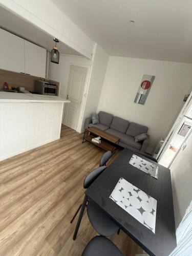 Grand-Couronne House | Maison de ville cosy pour 4 personnes