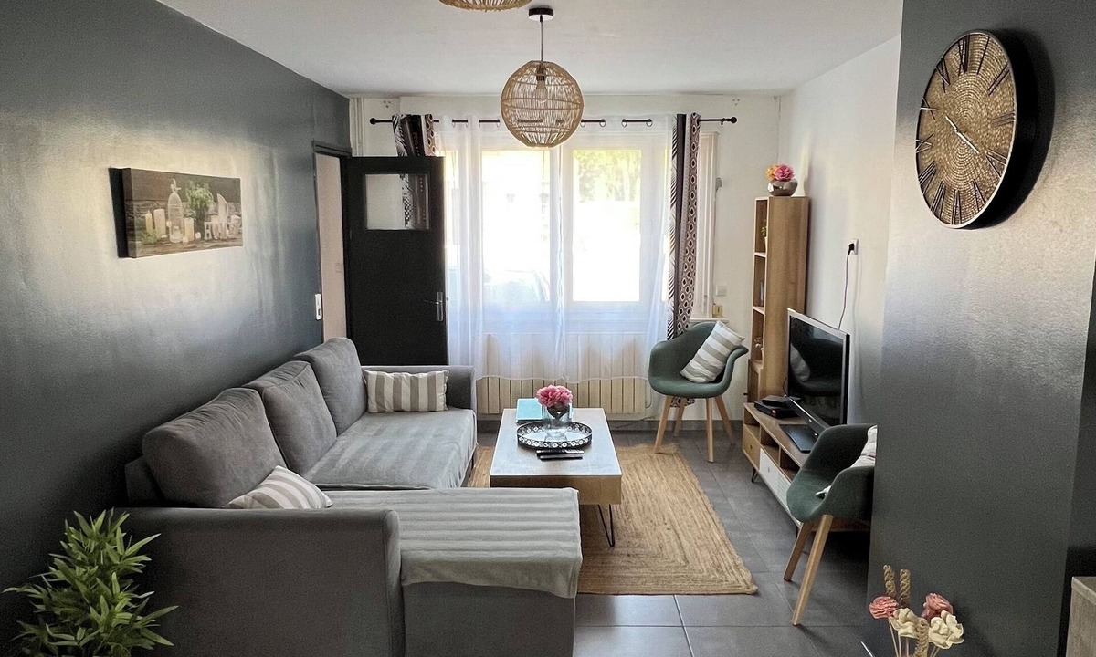 Cambrai House | Maison de Ville