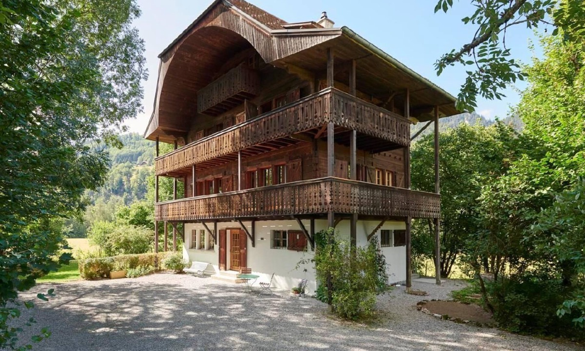 Charmey House | Maison des Fées Vacation in architectural monument