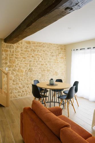 Yvre-l'Eveque House | Maison des Hirondelles