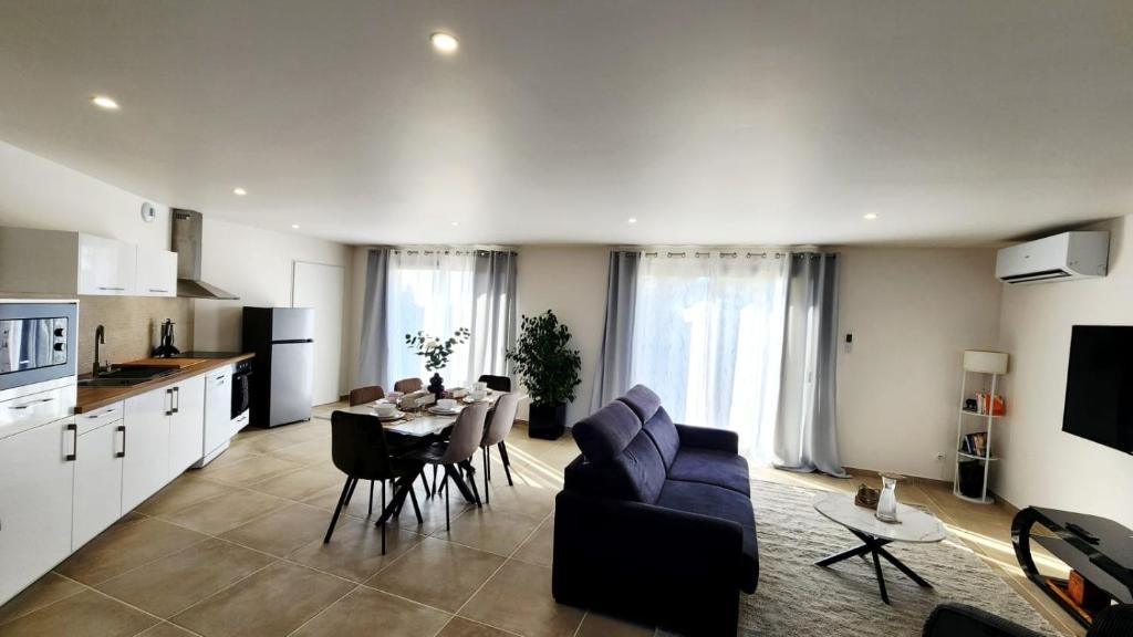 Tabanac House | Maison des Vignes, climatisée avec ménage, draps et serviettes inclus