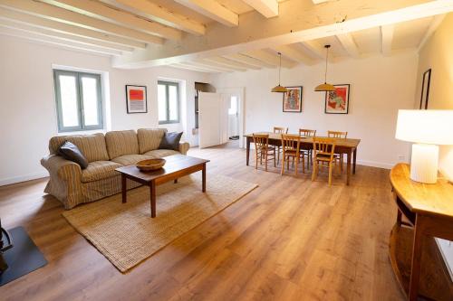 Archignat House | Maison du lac