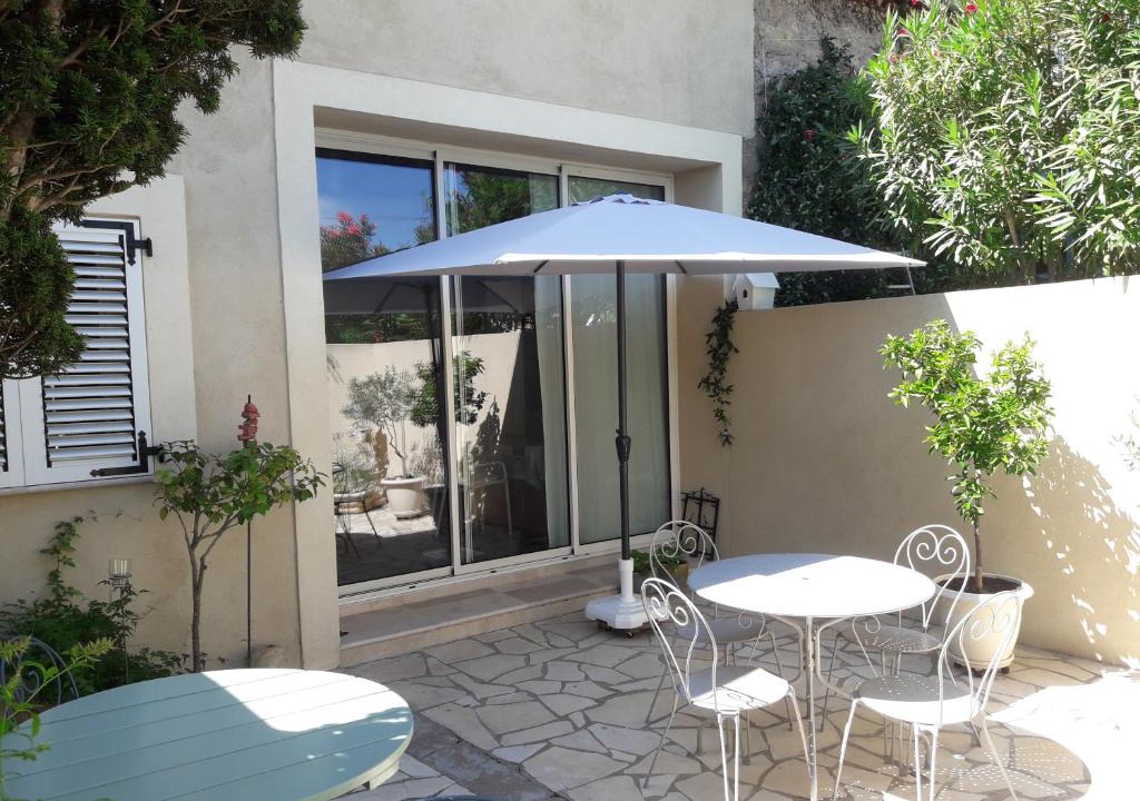 Nezignan-L'Eveque House | Maison du Midi