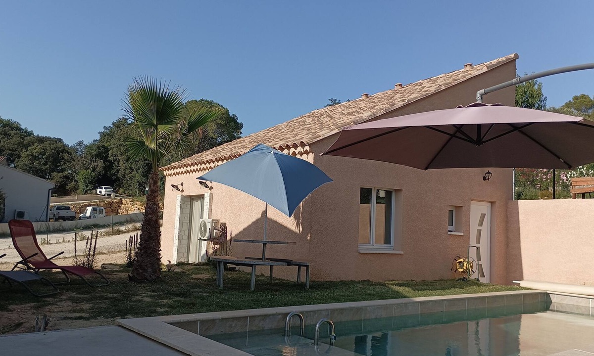 Suze-la-Rousse Villa | Maison en Campagne Avec Piscine