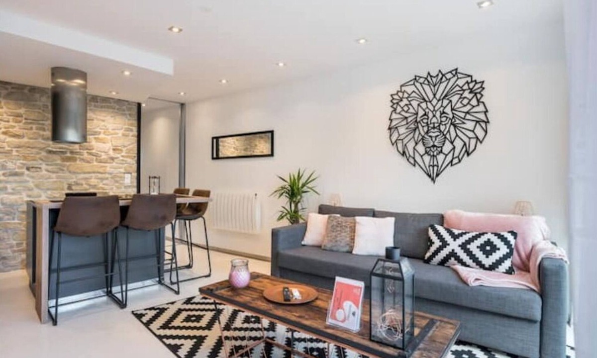 Saint-Alban-de-Roche House | Maison en Pierre