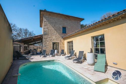 Barjac House | Maison en pierre avec piscine à Barjac, 16 personnes