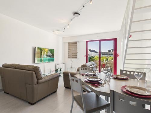 Le Croisic House | Maison en résidence - piscine - 2 adultes 2 enfants