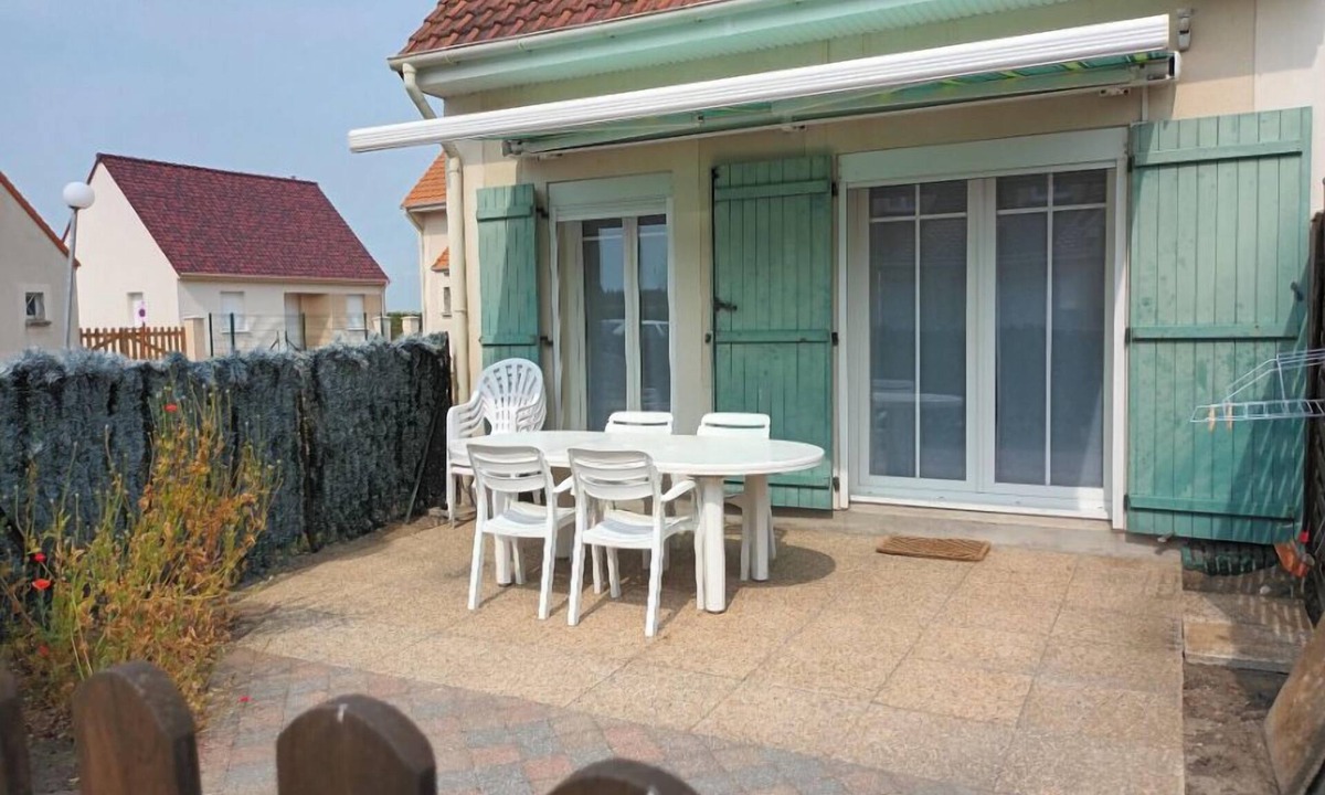 Berck-sur-Mer House | Maison Entière Située Dans un Hameau Clôturé, Avec Place de Parking Privative !