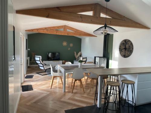 La Brede House | Maison Esprit Des Lois