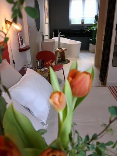 Nuits-Saint-Georges Bed & Breakfast | Maison et Florescence
