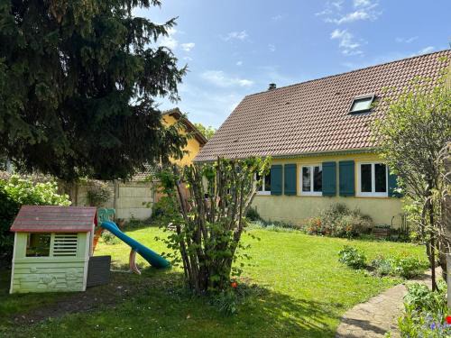 Neuilly-Plaisance House | Maison familiale avec jardin, proche Paris Centre