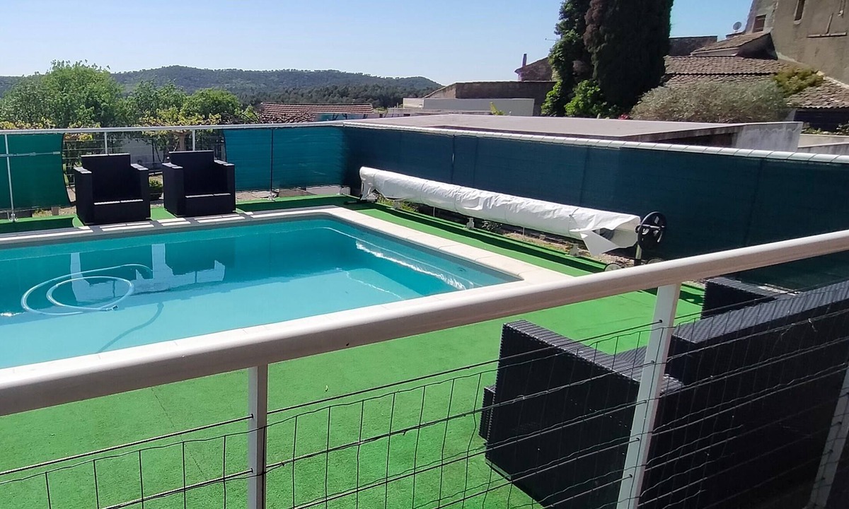 Saint-Theodorit House | Maison Familiale à la Campagne