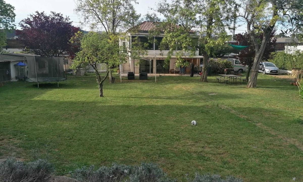 Aubagne House | Maison Familiale Chaleureuse